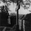 La-tumba-de-Sigwart.-.debajo-del-roble-ma.s-viejo.-.dentro-del-parque-de-Liebenberg.-.aprox-.-1935.jpg